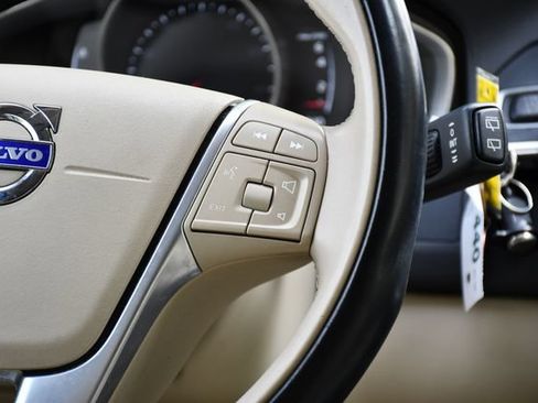 Used 2015 Volvo XC60 T5 Premier FWD image 23
