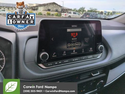 Used 2023 Nissan Rogue S AWD/4WD image 16