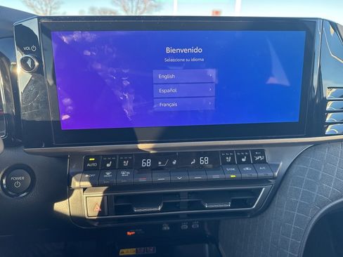 Used 2026 Toyota Camry XLE w/ Premium Plus Package image 13