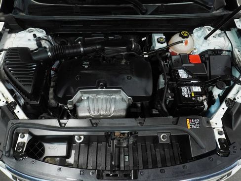 Used 2020 GMC Acadia SLE w/ Driver Convenience Package FWD image 12