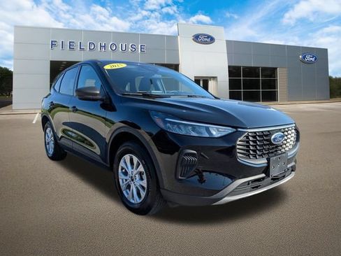 Used 2025 Ford Escape Active AWD/4WD image 3