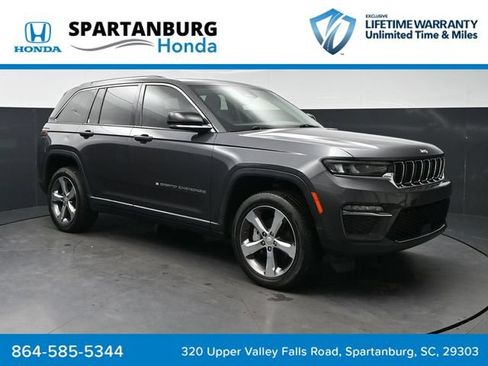 Used 2022 Jeep Grand Cherokee Limited RWD image 1