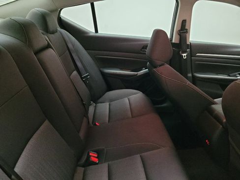 Used 2023 Nissan Altima 2.5 SV image 19