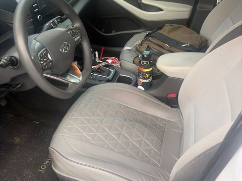 Used 2022 Hyundai Ioniq Blue FWD image 15