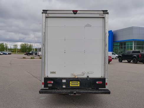 Used 2022 Chevrolet Express 3500 w/ Power Convenience Package RWD image 6