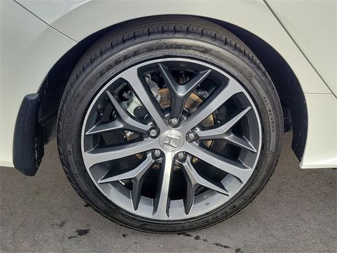 Certified 2024 Honda Civic Touring image 6