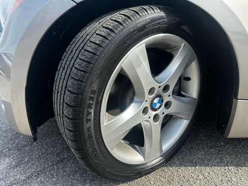 Used 2010 BMW 135i Convertible image 31