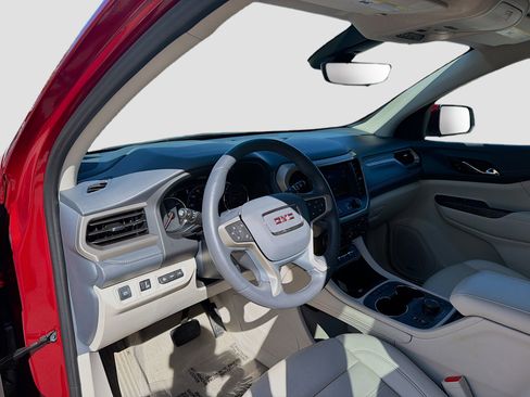 Used 2022 GMC Acadia Denali w/ Denali Ultimate Package image 9