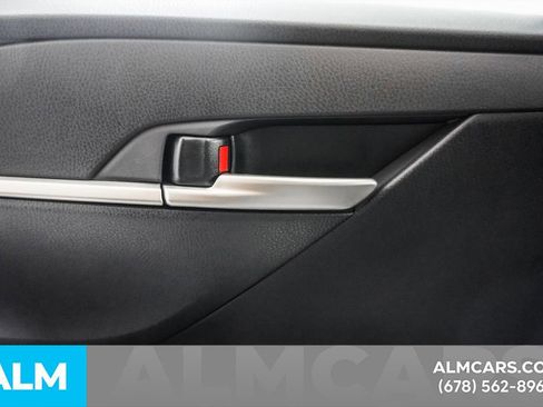 Used 2025 Toyota Camry LE image 51