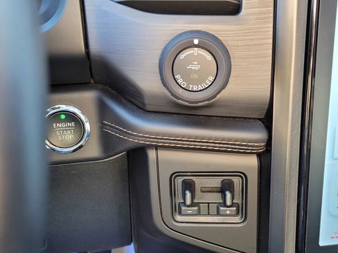 Used 2023 Ford Expedition Max Platinum image 28