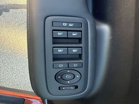 Certified 2025 Hyundai Santa Fe Limited image 17