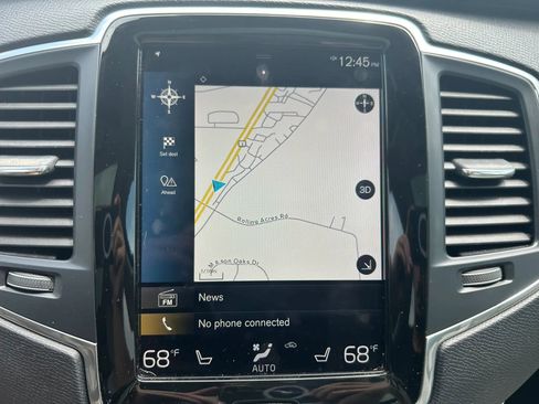 Used 2020 Volvo XC90 T5 Momentum w/ Protection Package Premier FWD image 19