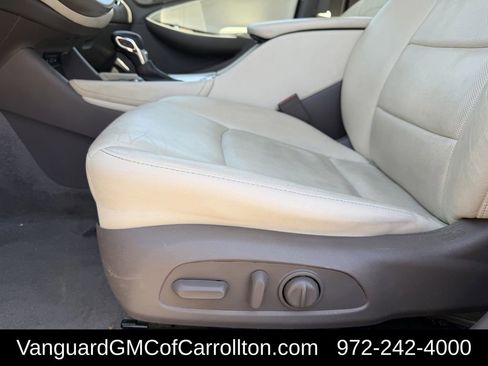 Used 2024 Chevrolet Malibu LT FWD image 28