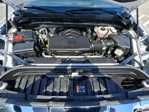 Used 2025 GMC Sierra 1500 SLT RWD image 26