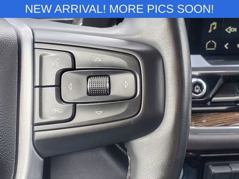 Used 2023 GMC Sierra 1500 SLE image 14