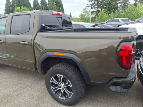 Used 2023 GMC Canyon AT4 w/ AT4 Premium Package AWD/4WD image 8