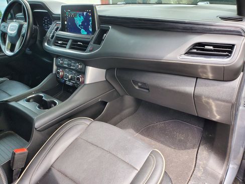 Used 2022 GMC Yukon SLT w/ SLT Premium Package AWD/4WD image 32