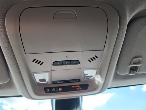 New 2025 Chevrolet Blazer LT w/ Convenience Package image 22