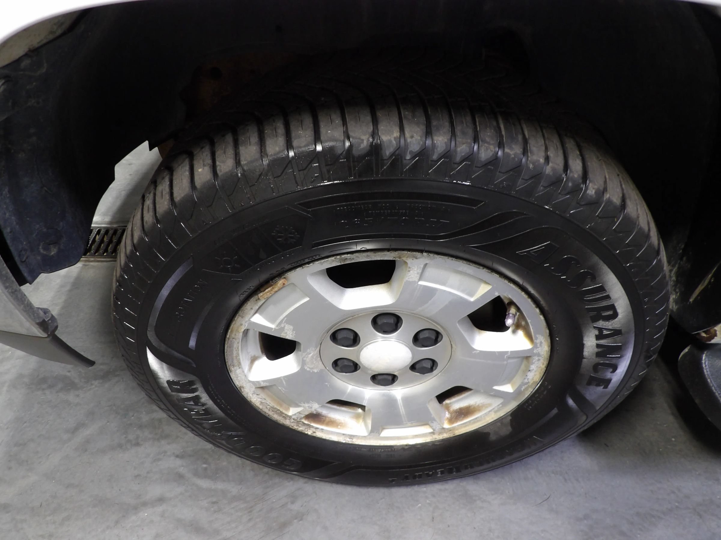 Used 2004 GMC Yukon XL SLE RWD image 18