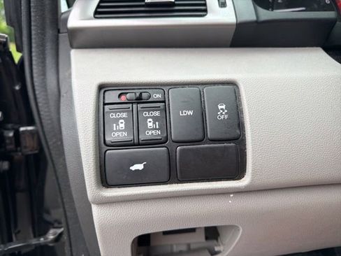 Used 2017 Honda Odyssey EX-L image 24