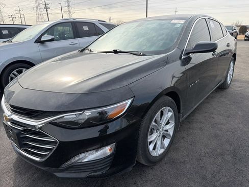 Used 2022 Chevrolet Malibu LT image 1