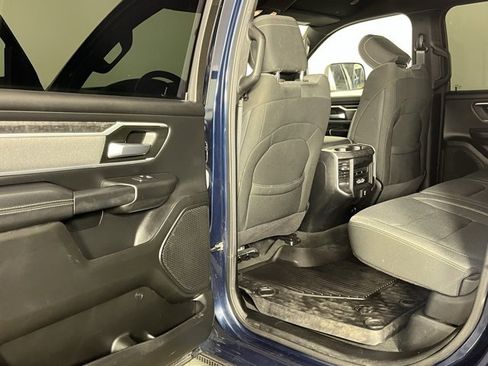 Used 2021 RAM 1500 Big Horn image 24
