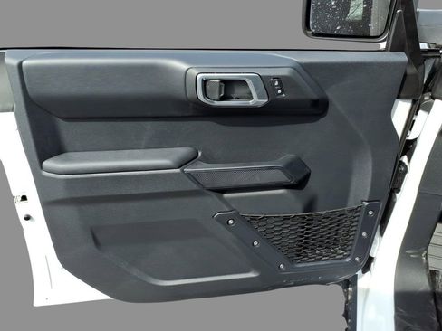 New 2026 Ford Bronco Outer Banks image 15