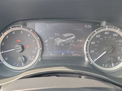 Used 2023 Toyota Highlander LE FWD image 22