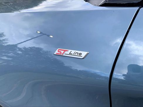 Used 2025 Ford Explorer ST-Line image 10