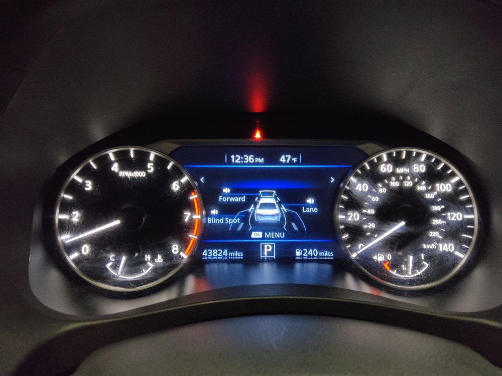 Used 2025 Nissan Altima 2.5 SV FWD image 23