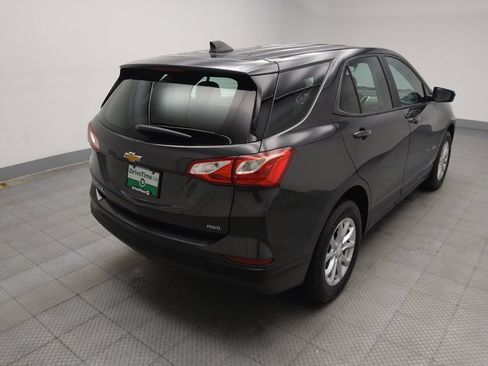 Used 2021 Chevrolet Equinox LS AWD/4WD image 9