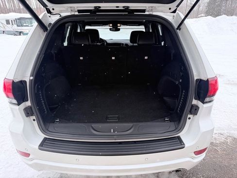 Used 2019 Jeep Grand Cherokee Altitude image 13