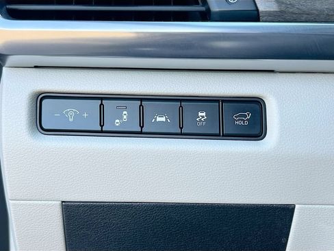 Used 2022 Kia Telluride SX w/ Nightfall Edition Package AWD/4WD image 10