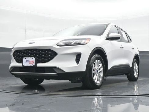 Used 2021 Ford Escape SE w/ Cold Weather Package image 16