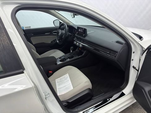 Used 2023 Honda Civic EX image 13