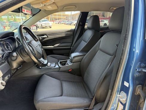 Used 2022 Chrysler 300 Touring w/ Sport Appearance Package RWD image 24