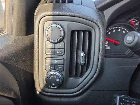 Used 2024 GMC Sierra 1500 Pro AWD/4WD image 31