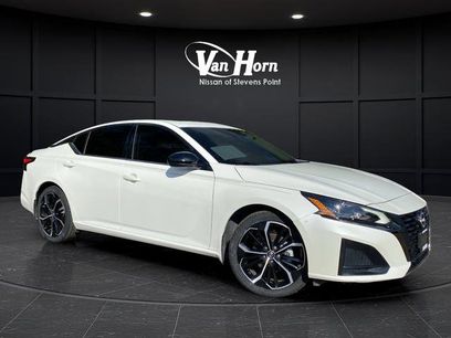 Used 2023 Nissan Altima 2.5 SR w/ SR Premium Package