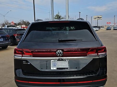 New 2026 Volkswagen Atlas SE FWD image 6