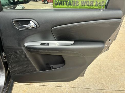 Used 2015 Dodge Journey SXT FWD image 16