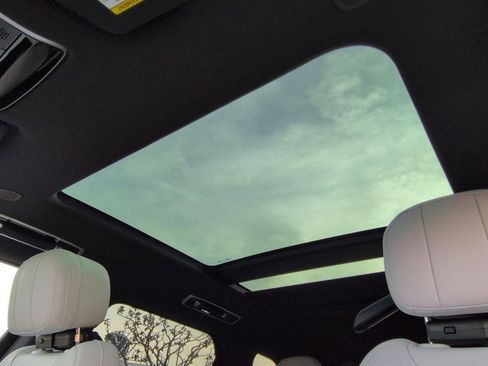 New 2026 Land Rover Range Rover Sport SE image 19