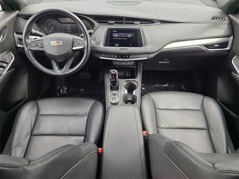 Used 2023 Cadillac XT4 Premium Luxury image 17