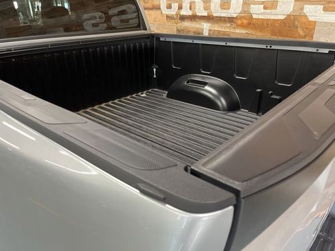 Used 2023 Toyota Tundra SR AWD/4WD image 11