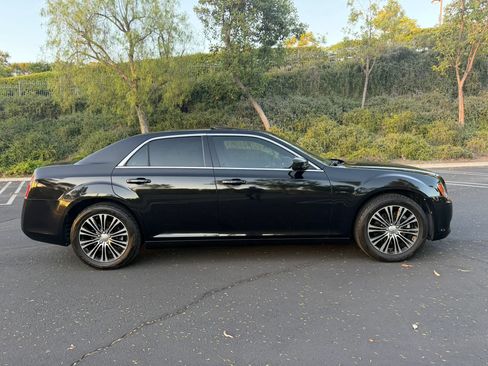 Used 2013 Chrysler 300 S AWD/4WD image 7