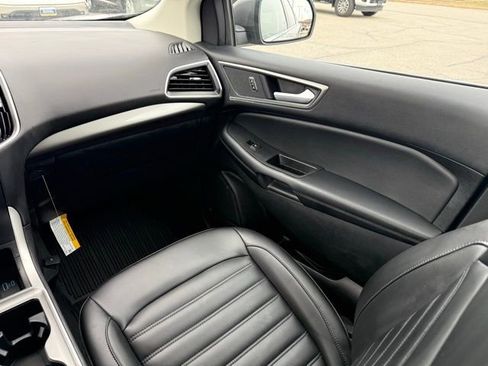 Certified 2024 Ford Edge SEL w/ Convenience Package image 19