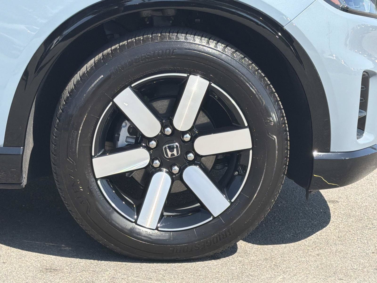 Used 2025 Honda Prologue Touring image 26