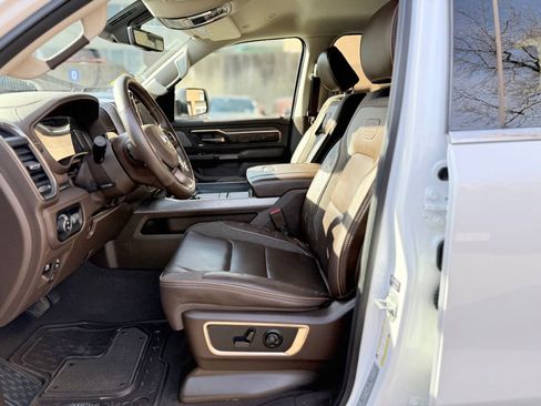 Used 2025 RAM 1500 Limited image 13