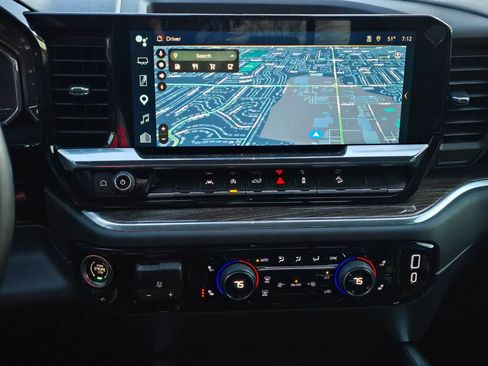 Used 2025 Chevrolet Silverado 1500 LT Trail Boss w/ Convenience Package II image 17