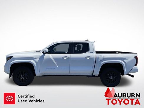 Certified 2025 Toyota Tacoma SR5 AWD/4WD image 5