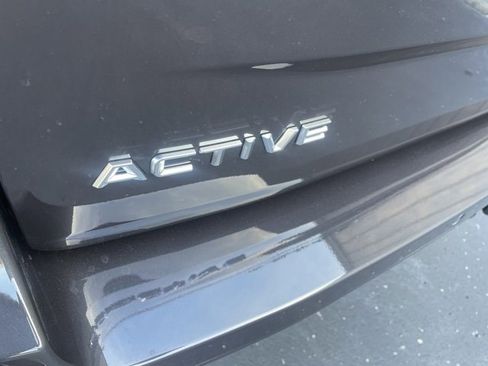 New 2025 Ford Expedition Active image 10